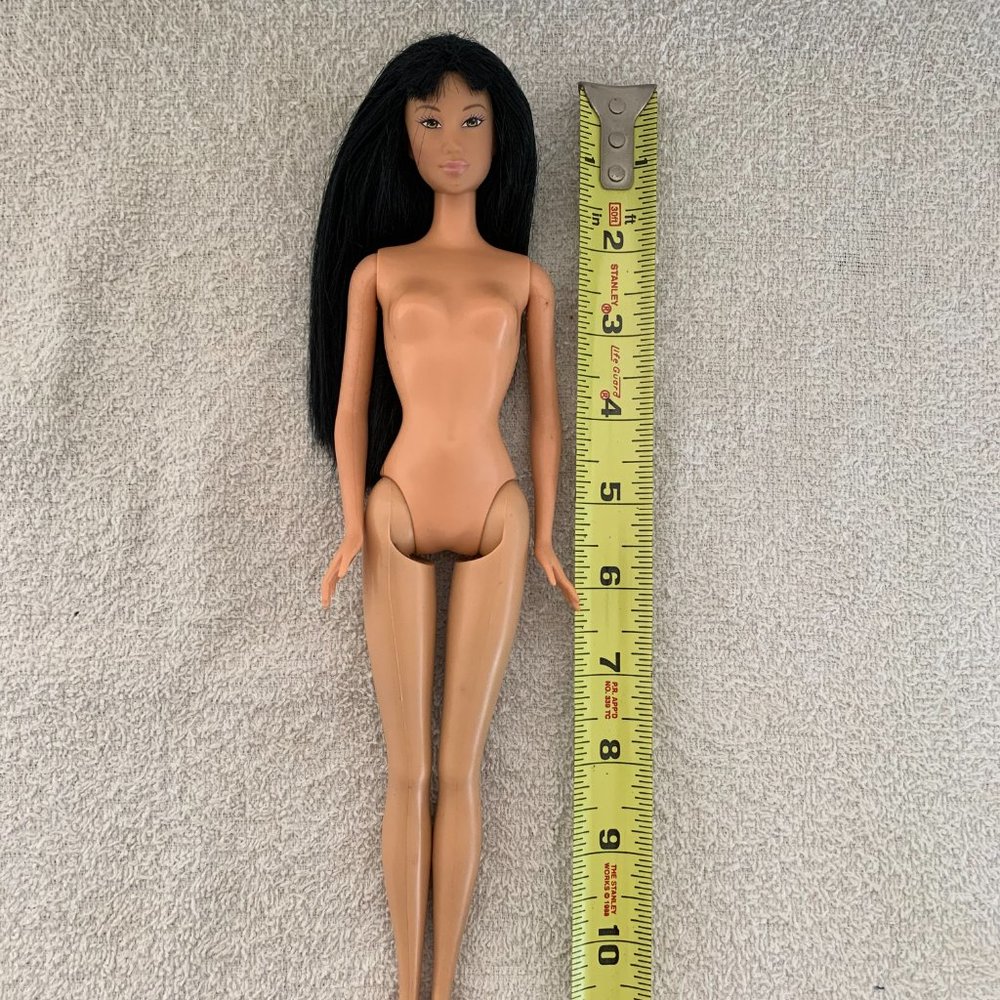 Vintage 90s Mattel Barbie Doll with Black Hair - Picture 5 of 6